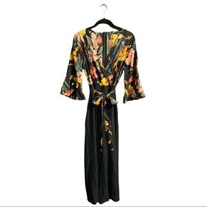 Floral Jumpsuit. Brand: SHEIN. Size: M Mid flare sleeves